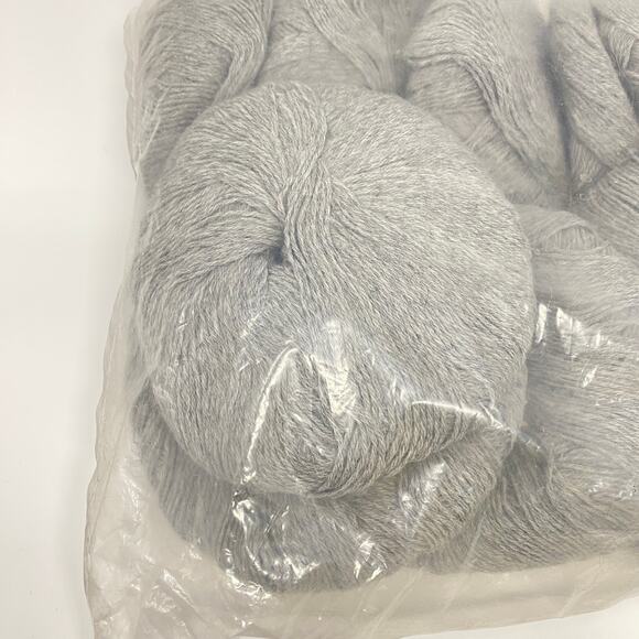 100% Baby Alpaca Yarn Lot of 10 Skeins Fingering Superfine Wt Lt Gray 50g Ea - Picture 3 of 5